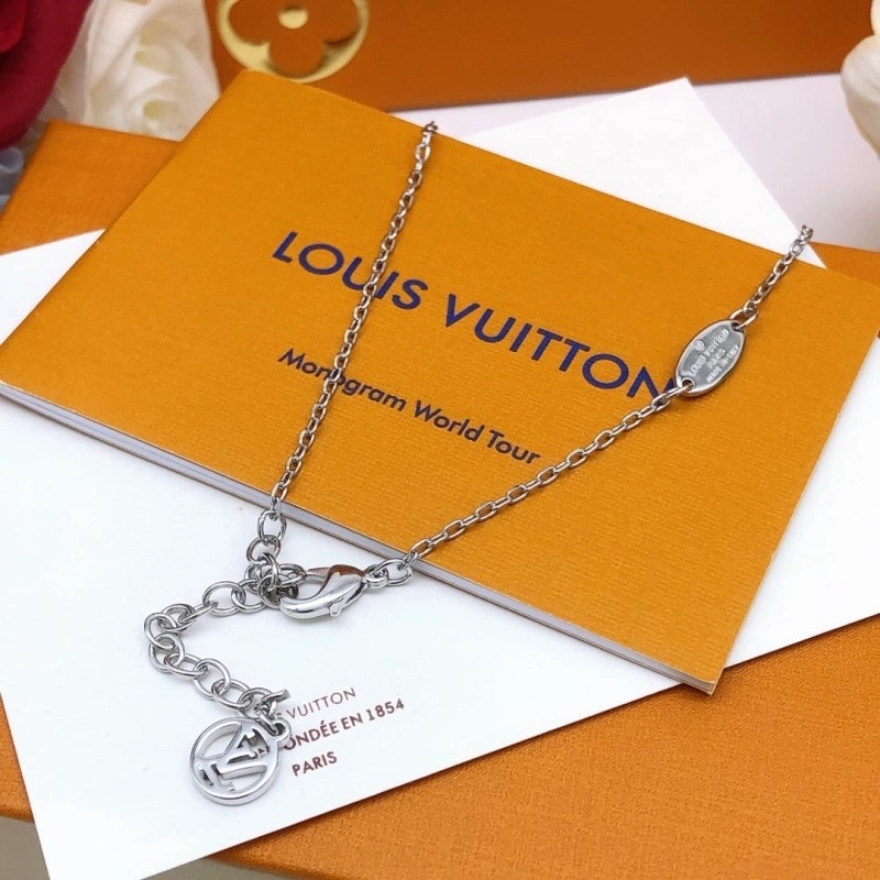 MultiPurpose Louis Vuitton Necklaces 247764