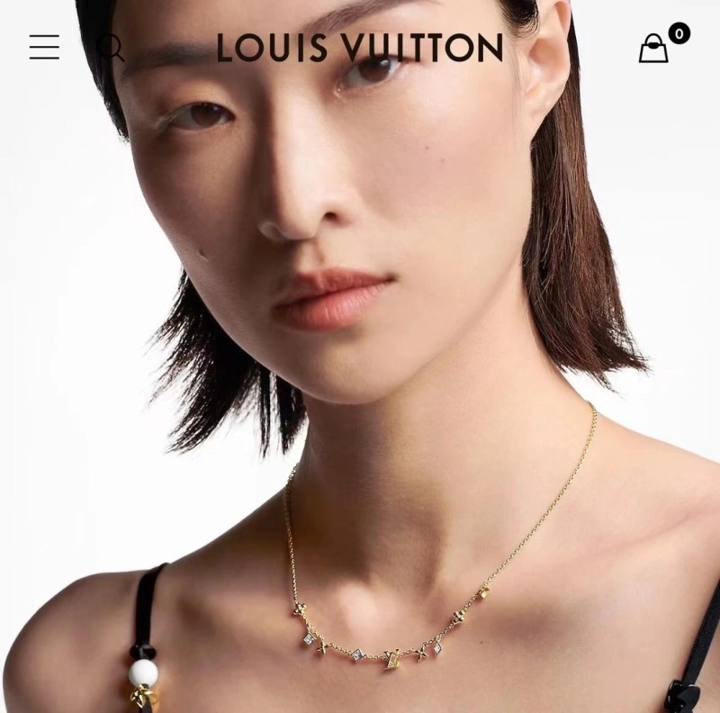 FreshLook Louis Vuitton Necklaces 247772