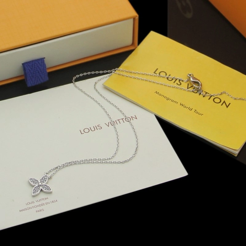 WaterResistant Louis Vuitton Necklaces 247776