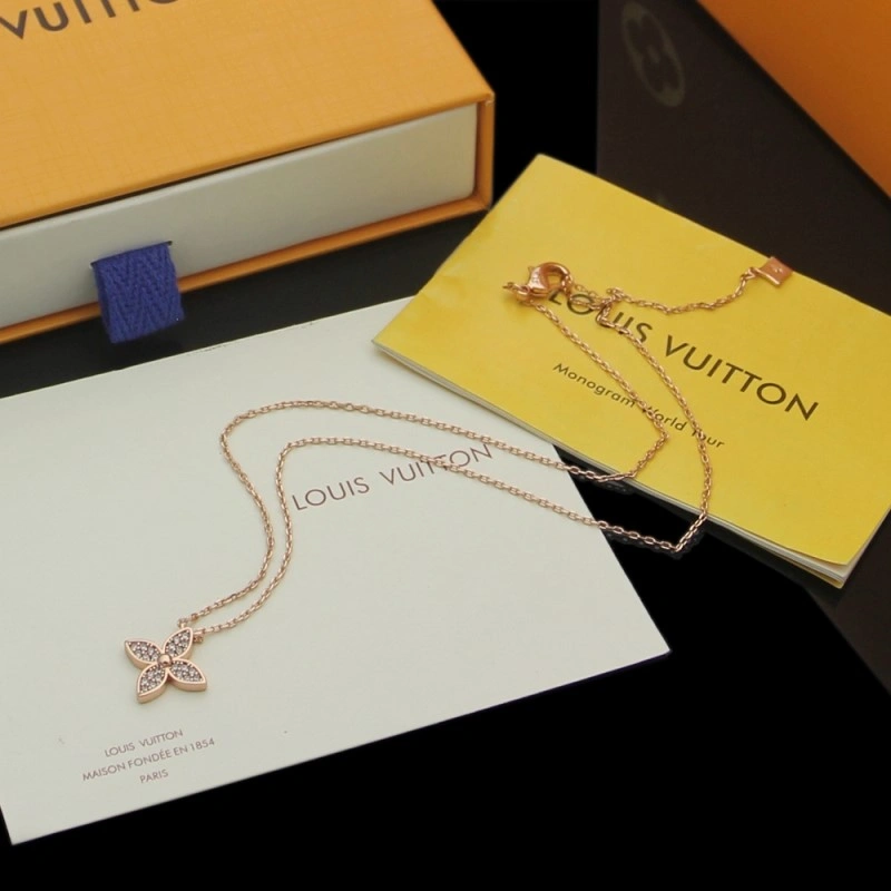 WaterResistant Louis Vuitton Necklaces 247776