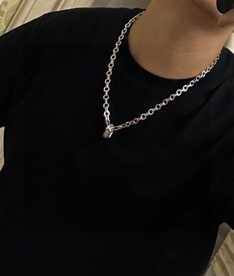 Durable Louis Vuitton Necklaces 247780