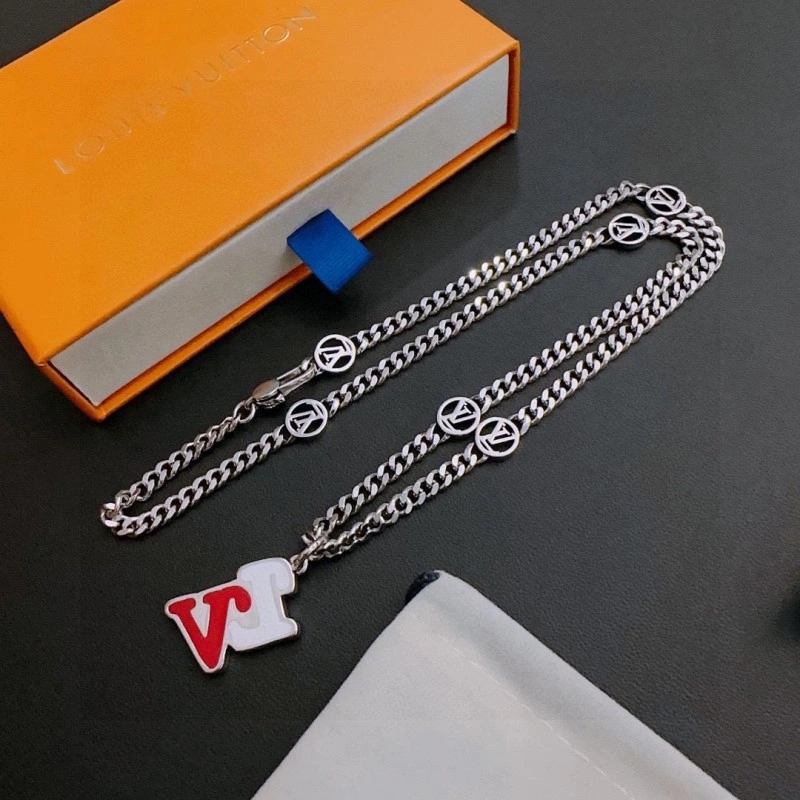 RelaxedFit Louis Vuitton Necklaces 247781