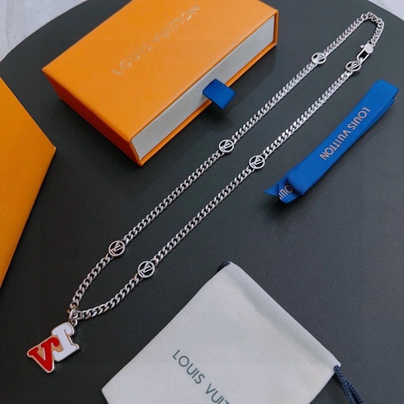 RelaxedFit Louis Vuitton Necklaces 247781