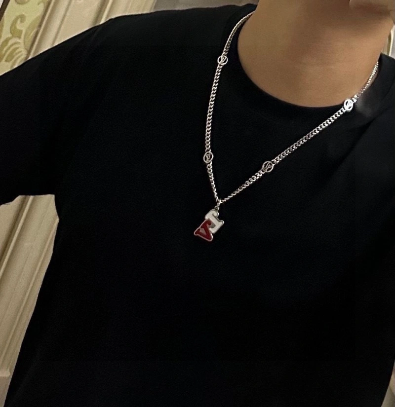 RelaxedFit Louis Vuitton Necklaces 247781