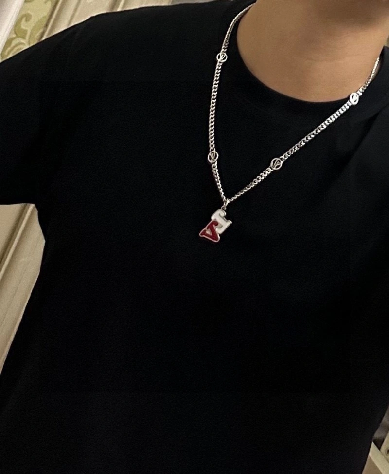 RelaxedFit Louis Vuitton Necklaces 247781