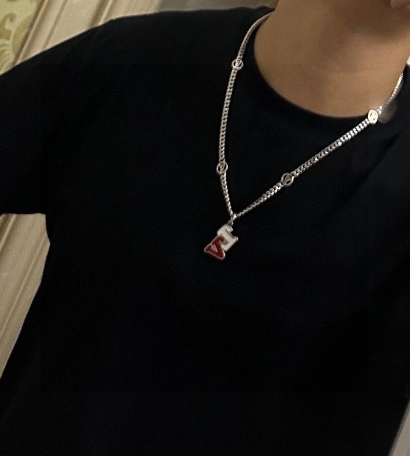 RelaxedFit Louis Vuitton Necklaces 247781