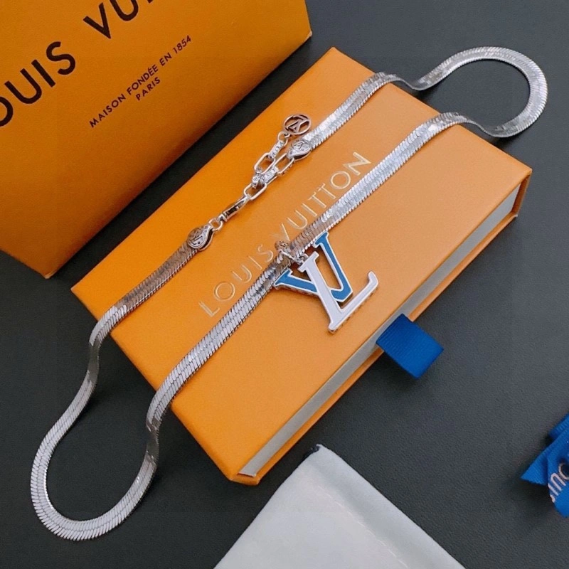Durable Louis Vuitton Necklaces 247783