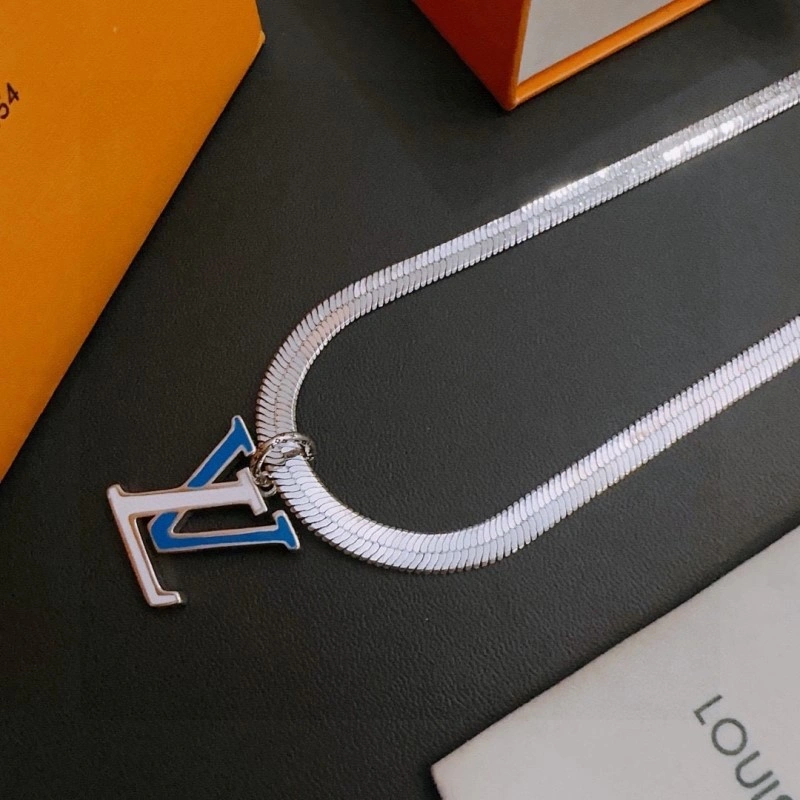 Durable Louis Vuitton Necklaces 247783
