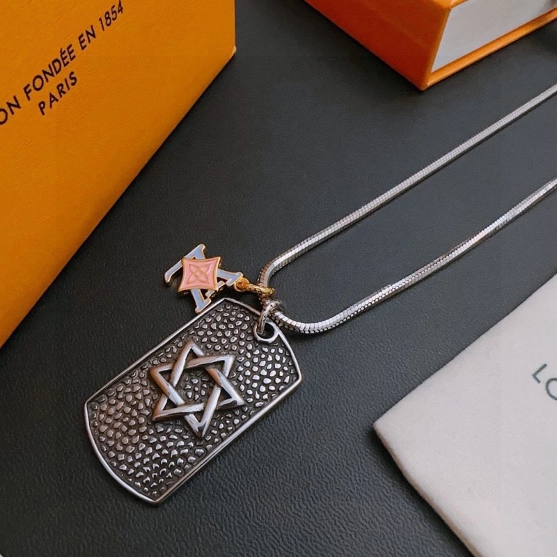 Louis Vuitton Necklaces FreshLook 247771