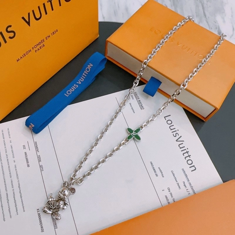 Louis Vuitton Necklaces Fashionable 247752