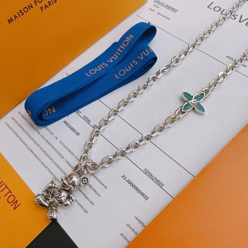 Louis Vuitton Necklaces Fashionable 247752