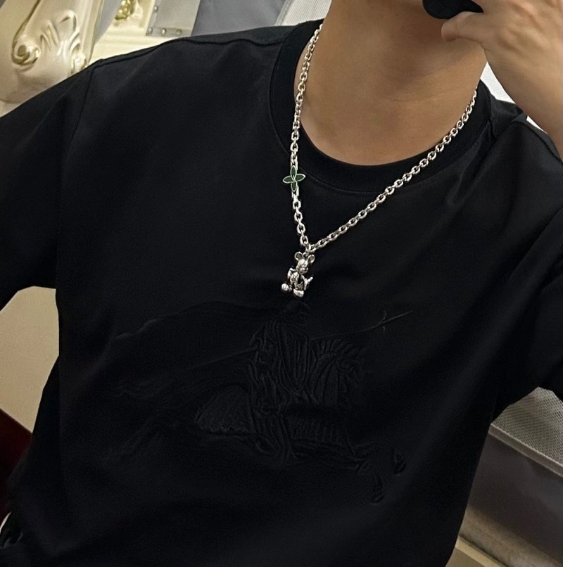 Louis Vuitton Necklaces Fashionable 247752