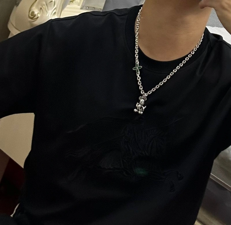 Louis Vuitton Necklaces Fashionable 247752