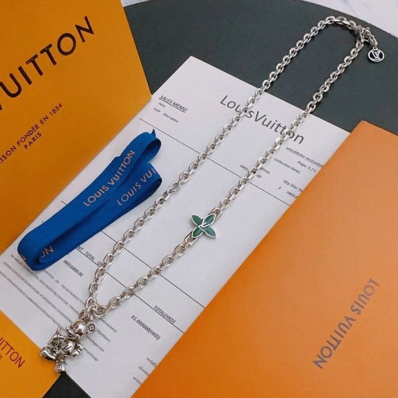 Louis Vuitton Necklaces Fashionable 247752