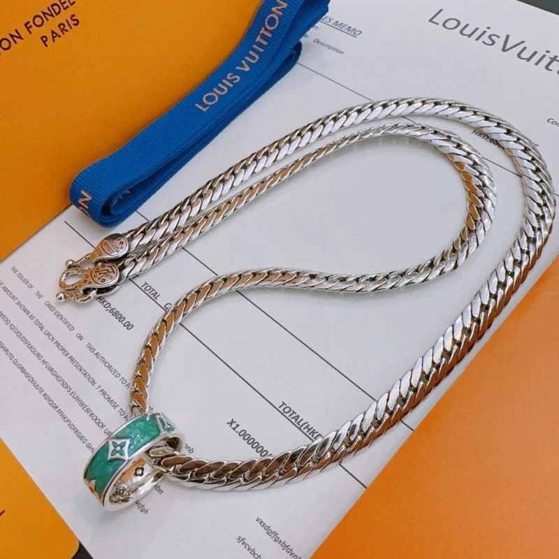 FlexibleFit Louis Vuitton Necklaces 247750