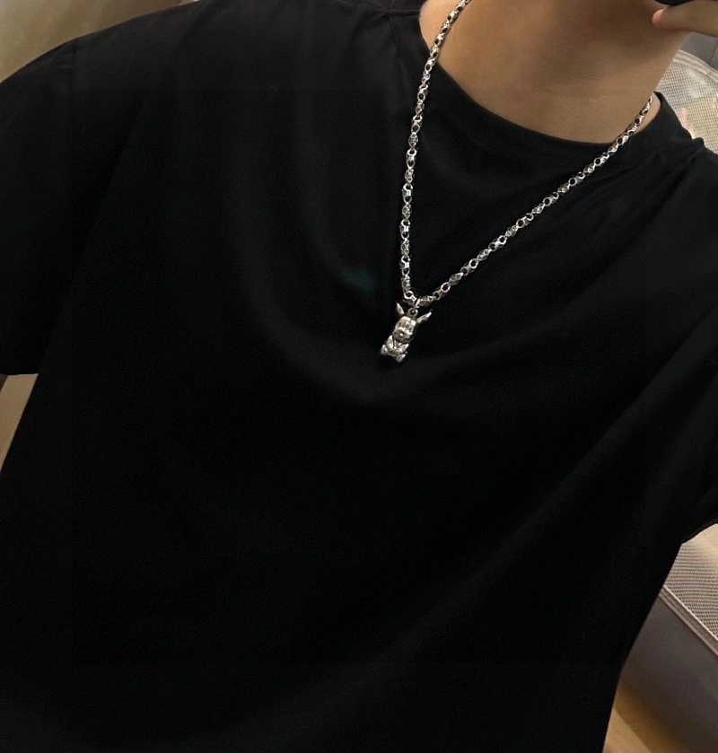 Tailored Louis Vuitton Necklaces 247743