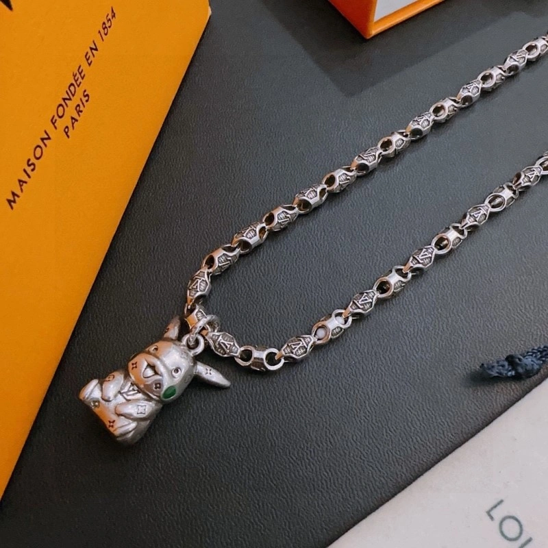 Tailored Louis Vuitton Necklaces 247743