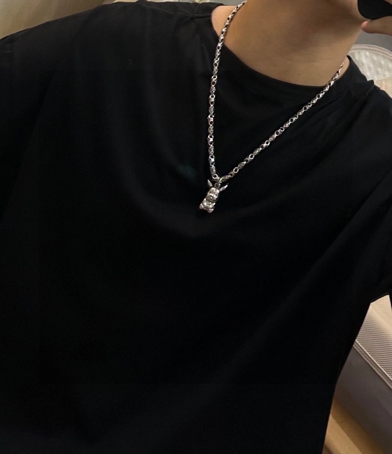 Tailored Louis Vuitton Necklaces 247743