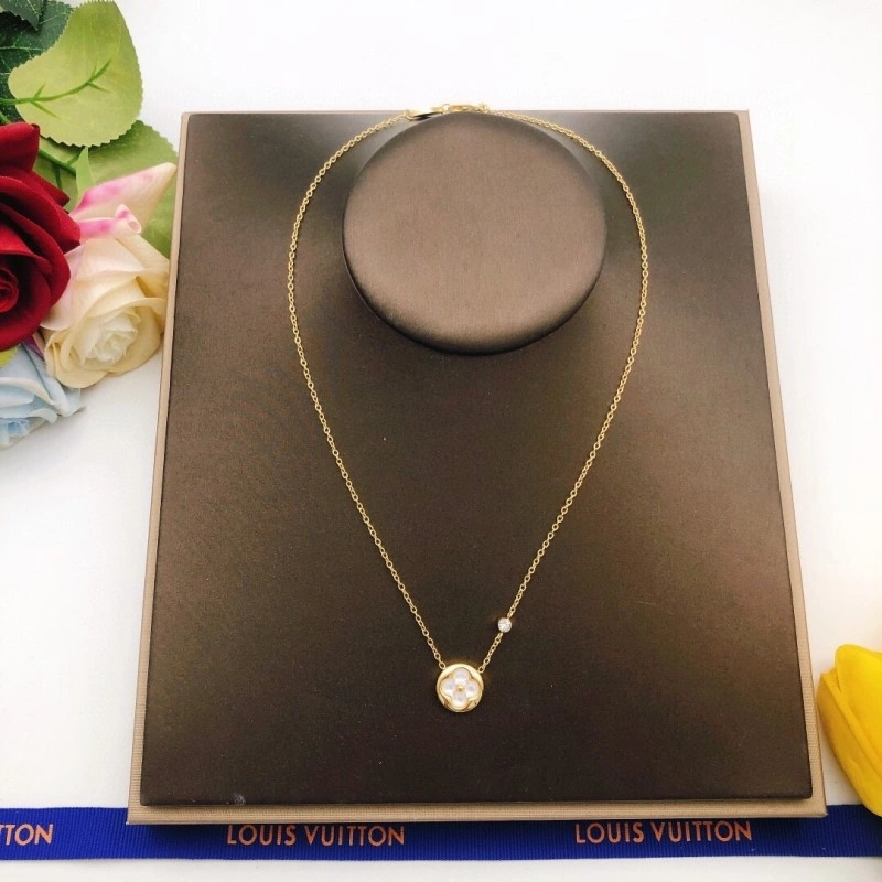 Louis Vuitton Necklaces Stylish 247725