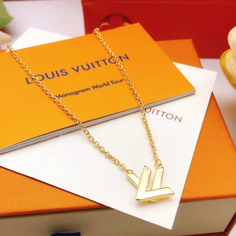 Louis Vuitton Necklaces SunProtective 247722