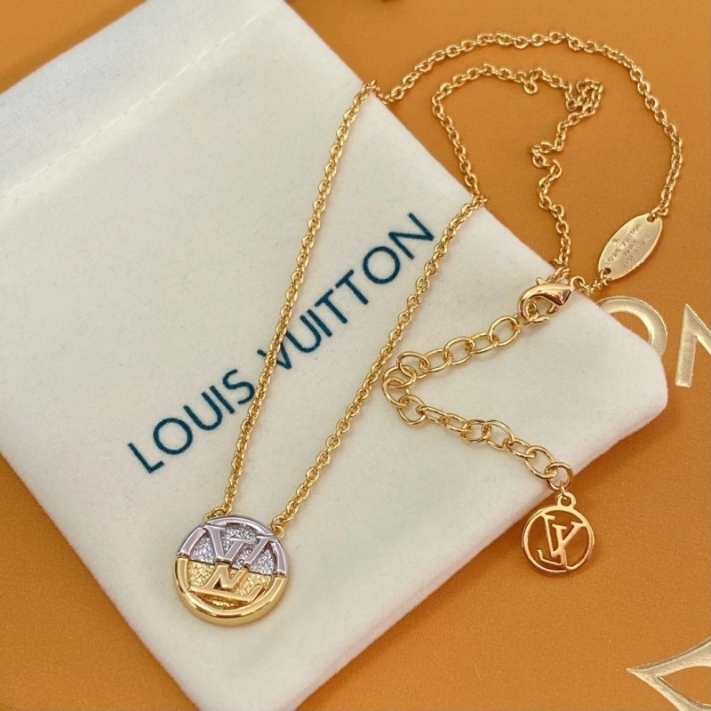 Timeless Louis Vuitton Necklaces 247731