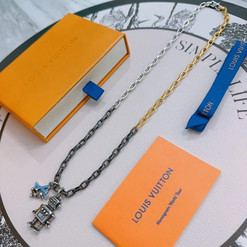 Louis Vuitton Necklaces Durable 247739