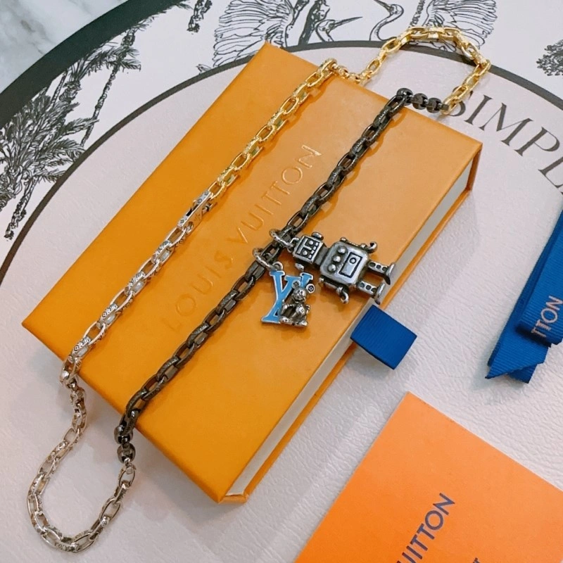 Louis Vuitton Necklaces Durable 247739