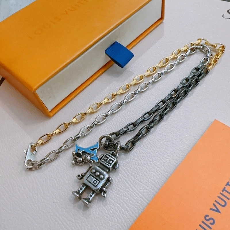 Louis Vuitton Necklaces Durable 247739