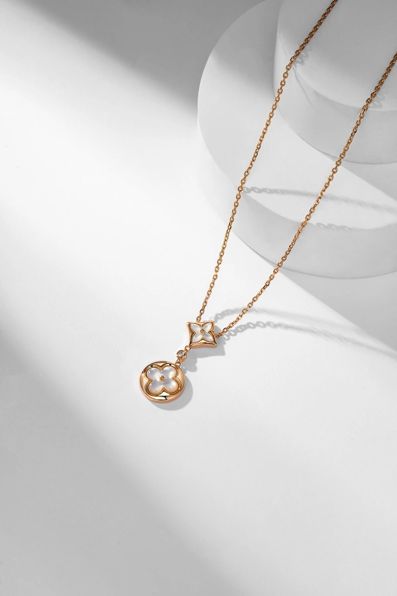 Louis Vuitton Necklaces Contemporary 247721