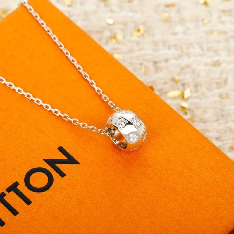 Louis Vuitton Necklaces Efficient 247736