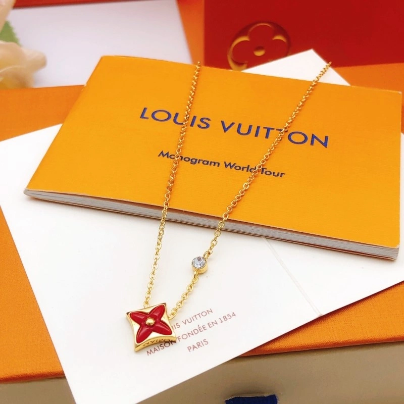 Packable Louis Vuitton Necklaces 247720