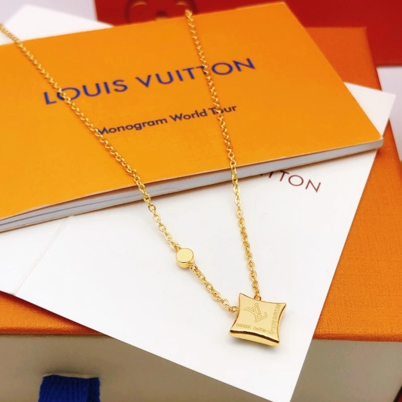 Louis Vuitton Necklaces Modern 247713