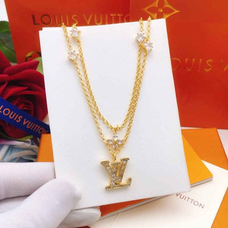 Louis Vuitton Necklaces Durable 247716