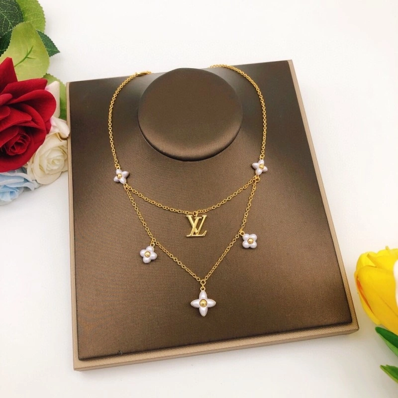 Practical Louis Vuitton Necklaces 247709
