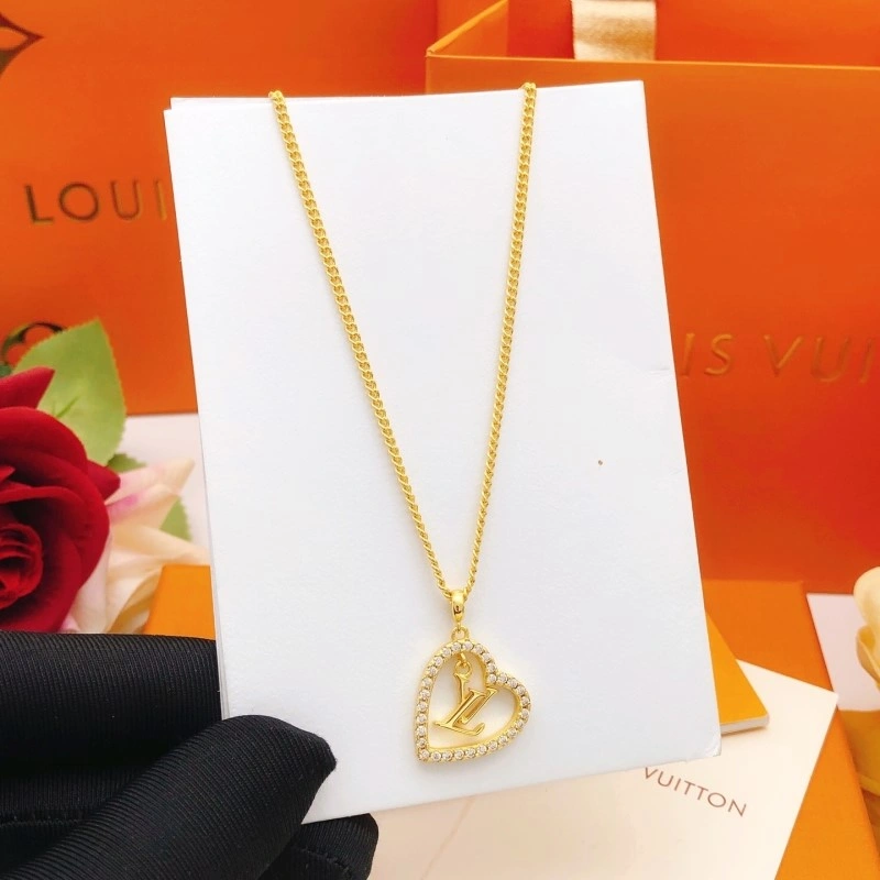 Breathable Louis Vuitton Necklaces 247704