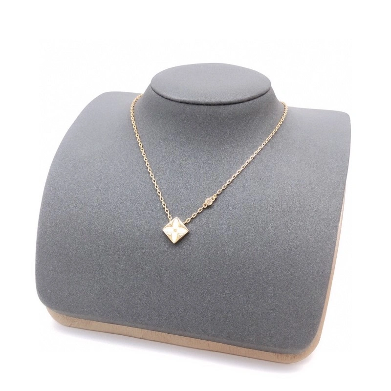 Upgraded Louis Vuitton Necklaces 247679