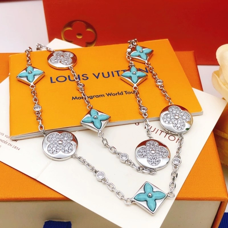 ZipUp Louis Vuitton Necklaces 247690