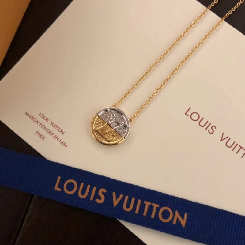 Louis Vuitton Necklaces RelaxedFit 247701
