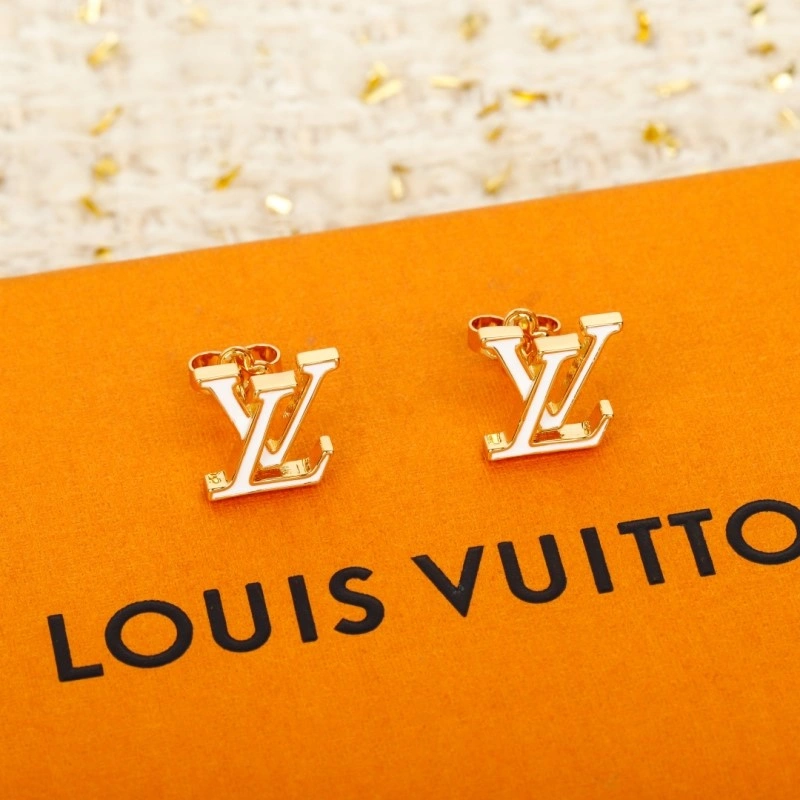 Louis Vuitton Necklaces Chic 247693