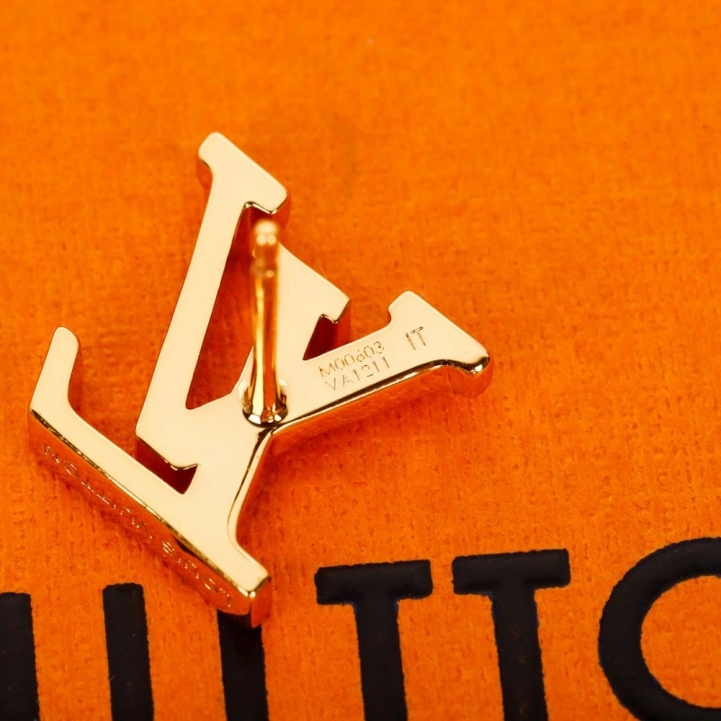 Louis Vuitton Necklaces Chic 247693