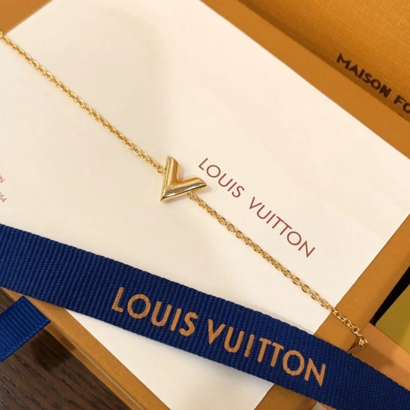 EasyMatch Louis Vuitton Necklaces 247696