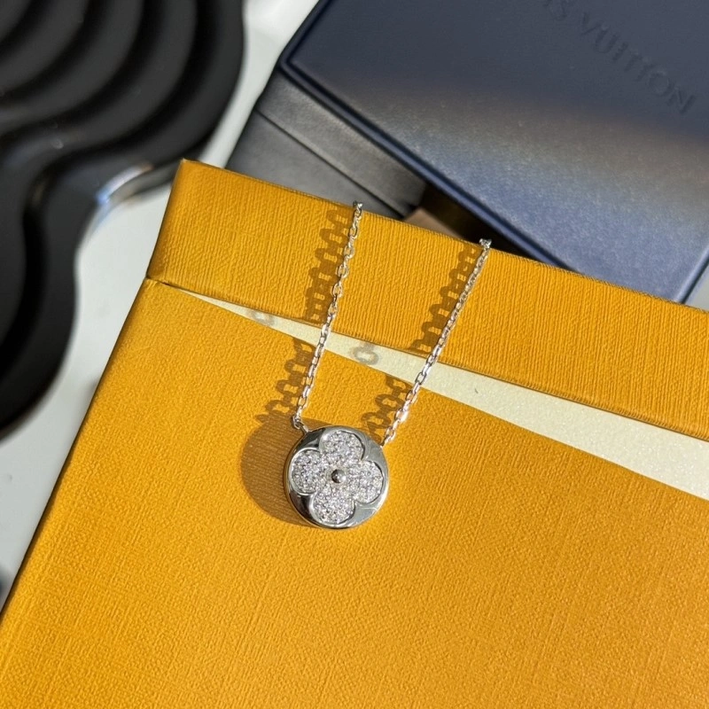 Louis Vuitton Necklaces Premium 247692