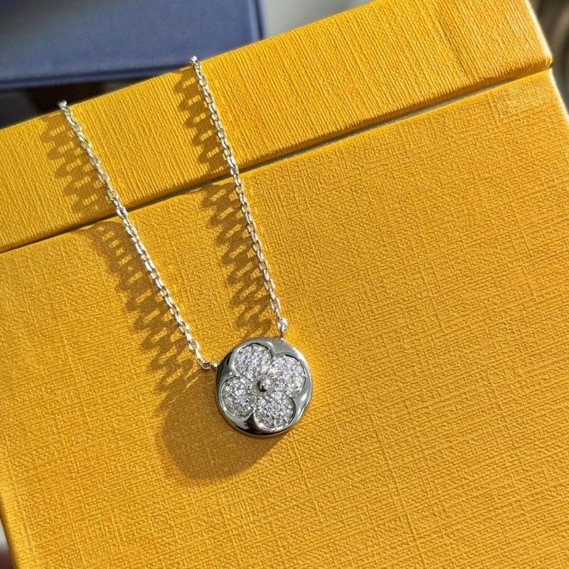 Louis Vuitton Necklaces Premium 247692