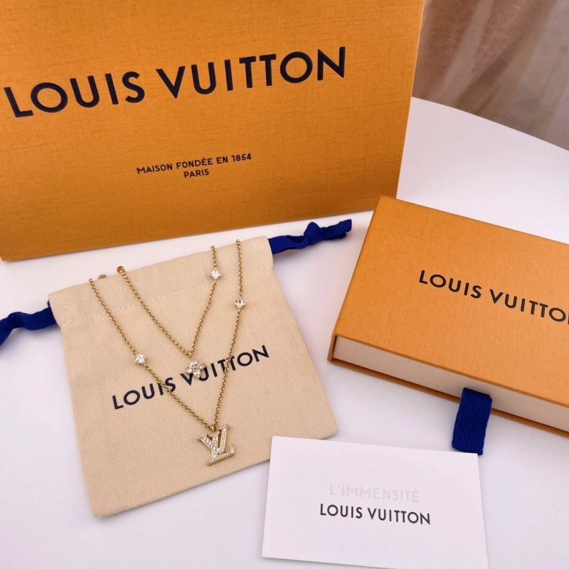Louis Vuitton Necklaces Tailored 247682