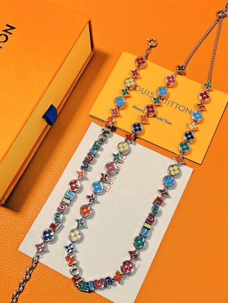 DailyWear Louis Vuitton Necklaces 268413