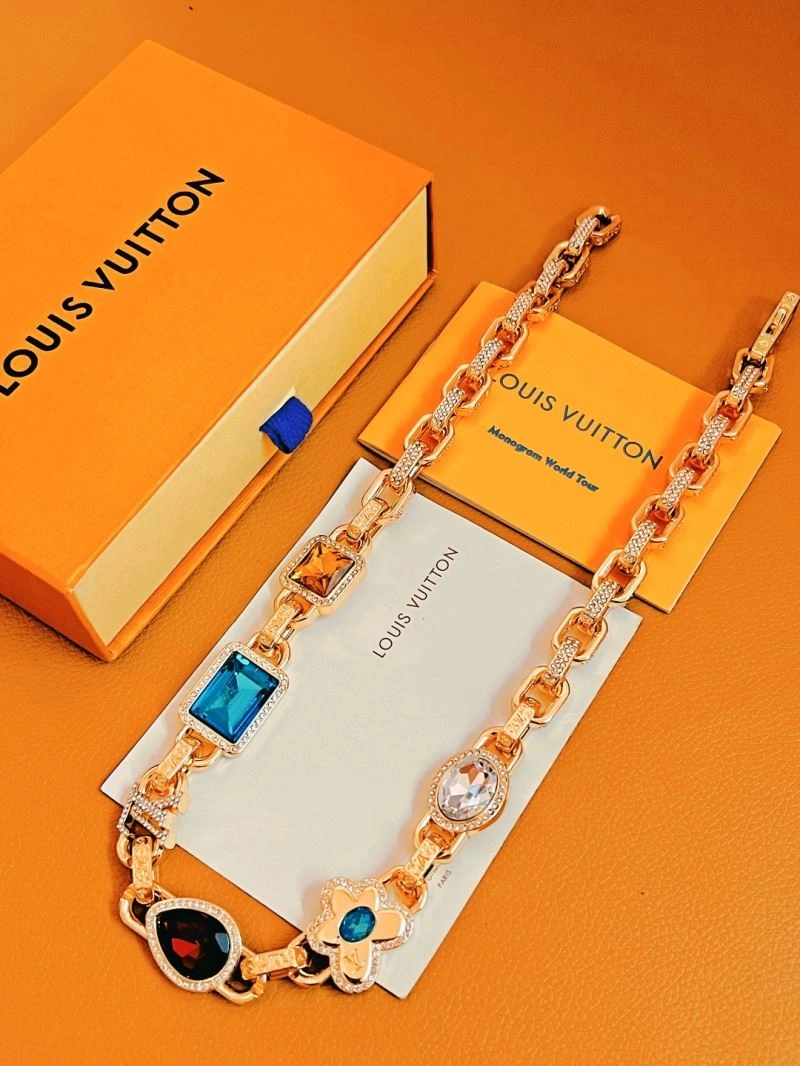 Resilient Louis Vuitton Necklaces 268412