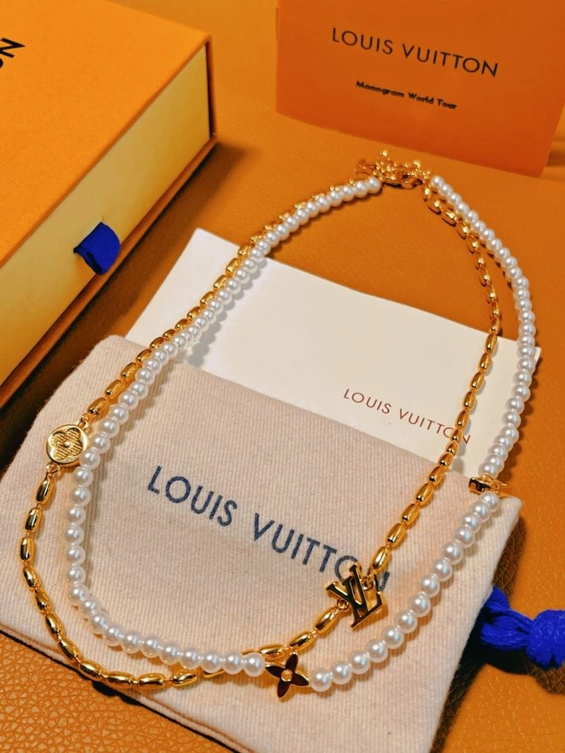 Louis Vuitton Necklaces Unique 268411