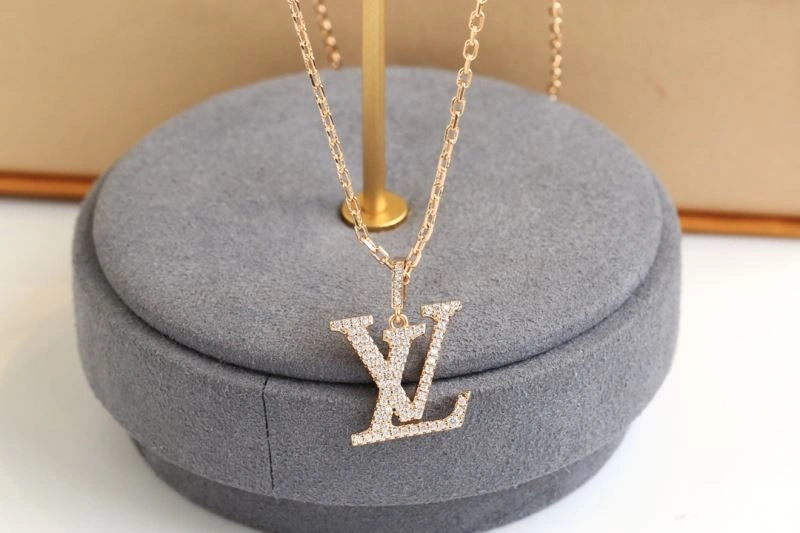 Louis Vuitton Necklaces Flexible 268407