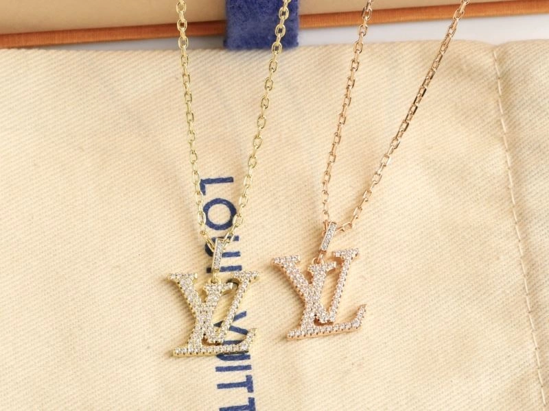 Louis Vuitton Necklaces Flexible 268407