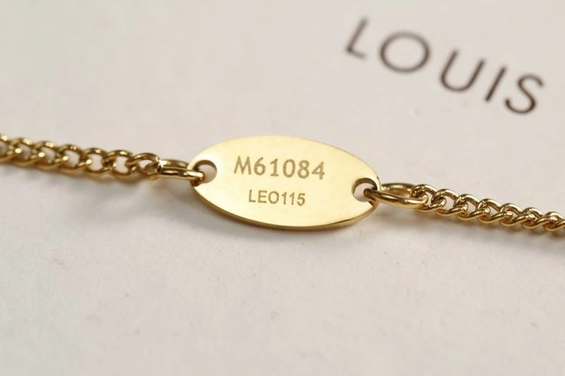 Sophisticated Louis Vuitton Necklaces 268406